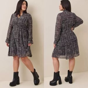 NWT Torrid 3 Scratchy Plaid Mini Chiffon Mock Neck Dress 3X 22 24